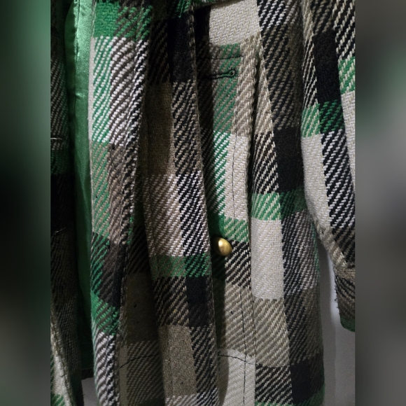 EUC Me Jane green plaid Jacket belted w/ pockets, gold buttons , coat - Picture 3 of 8
